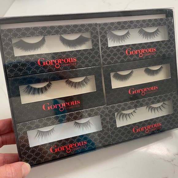 Gorgeous Cosmetics Gift Set of 6 Styles “Madam Eyelashes” - Picture 4 of 5
